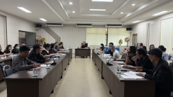 1.jpg - คณะผู้บริหาร สมาชิกสภาเทศบาล และพนักงานเทศบาลตำบลสันป่าตอง ประชุมประจำเดือน พฤศจิกายน 2568  ในวันที่ 11 พฤศจิกายน 2568 เวลา 13.30 น. ณ ห้องประชุมเทศบาลตำบลันป่าตอง | https://www.sanpatong.go.th