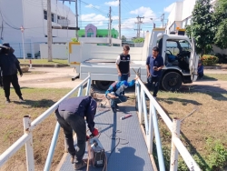 1.jpg - กองช่าง เทศบาลตำบลสันป่าตอง ดำเนินการซ่อมแซมสะพานชำรุด บริเวณหลังธนาคารกรุงไทย | https://www.sanpatong.go.th