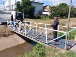 3.jpg - กองช่าง เทศบาลตำบลสันป่าตอง ดำเนินการซ่อมแซมสะพานชำรุด บริเวณหลังธนาคารกรุงไทย | https://www.sanpatong.go.th