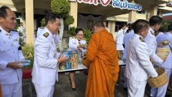 S__16547856.jpg - เทศบาลตำบลสันป่าตอง ได้เข้าร่วมในพิธีเจริญพระพุทธมนต์ ถวายพระราชกุศลแด่ พระบาทสมเด็จพระมงกุฎเกล้าเจ้าอยู่หัวเนื่องในโอกาสวันคล้ายวันสวรรคตครบ 100 ปี 25 พฤศจิกายน 2568 และสมเด็จพระเจ้าบรมวงศ์เธอ เจ้าฟ้าเพชรรัตนราชสุดา สิริโสภาพัณณวดี | https://www.sanpatong.go.th