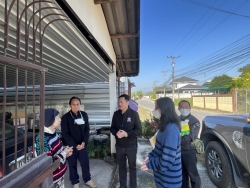 S__48365584_0.jpg - ลงพื้นที่มอบแพมเพิสและแผ่นรองซับ ให้กับคนพิการ (ติดเตียง) ในเขตเทศบาลตำบลสันป่าตอง | https://www.sanpatong.go.th