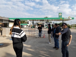 38783.jpg - คณะผู้บริหาร และพนักงานเทศบาลตำบลสันป่าตอง ได้ดำเนินการตรวจสอบสถานบริการน้ำมันในพื้นที่รับผิดชอบ จำนวน 3 แห่ง | https://www.sanpatong.go.th