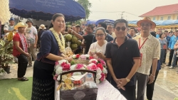 S__20348967.jpg - ร่วมพิธีรดน้ำดำหัวนายอำเภอสันป่าตอง สืบสานประเพณีสงกรานต์ 2569 | https://www.sanpatong.go.th