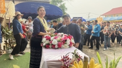 S__20348969.jpg - ร่วมพิธีรดน้ำดำหัวนายอำเภอสันป่าตอง สืบสานประเพณีสงกรานต์ 2569 | https://www.sanpatong.go.th