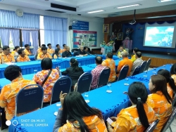 18022019_090148.jpg - องค์การบริหารส่วนตำบลปลายกลัด จังหวัดพระนครศรีอยุธยา ศึกษาดูงานการพัฒนาชุมชนและการดำเนินงานกองทุนสวัสดิการชุมชนของเทศบาลตำบล สันป่าตอง | https://www.sanpatong.go.th