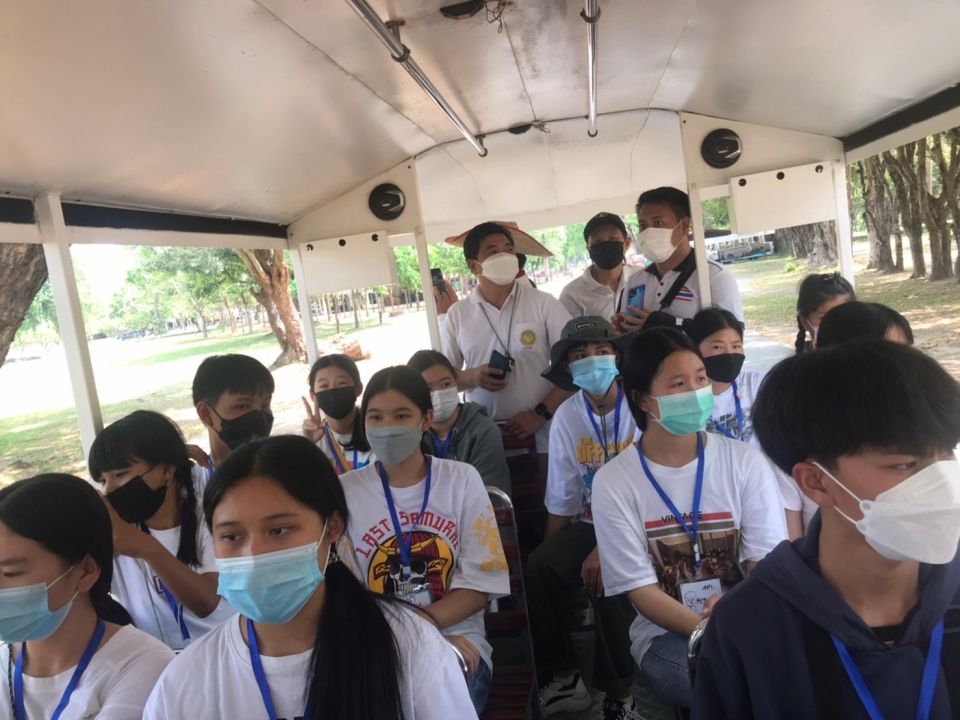 เทศบาลตำบลสันป่าตอง ได้จัดโครงการพัฒนาเด็กและเยาวชน (กิจกรรมทัศนศึกษาแหล่งเรียนรู้ประวัติศาสตร์ จังหวัดสุโขทัย) ระหว่างวันที่ 18 - 20 มีนาคม 2565 ภาพที่ 22 | https://www.sanpatong.go.th