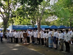 เทศบาลตำบลสันป่าตองร่วมกิจกรรมโครงการคาราวานบุญ ถวายเทียน งดเหล้าเข้าพรรษา ปี 2565 อำเภอสันป่าตอง ภาพที่ 6 | https://www.sanpatong.go.th
