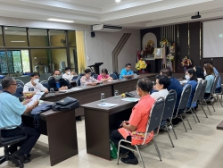 ขอเชิญเข้าร่วมประชุม เรื่องปรับสภาพแวดล้อมที่อยู่อาศัย ผู้สูงอายุและผู้พิการ วันศุกร์ที่ 12 พฤษภาคม 2566 เวลา13.30น. ณ ห้องประชุมฟ้าใสเทศบาลตำบลสันป่าตอง โดยมีนายเกษม ถาพินิจนายยกเทสมนตรีเทศบาลตำบลสันป่าตองเป็นประธานคณะกรรมการ ภาพที่ 7 | https://www.sanpatong.go.th