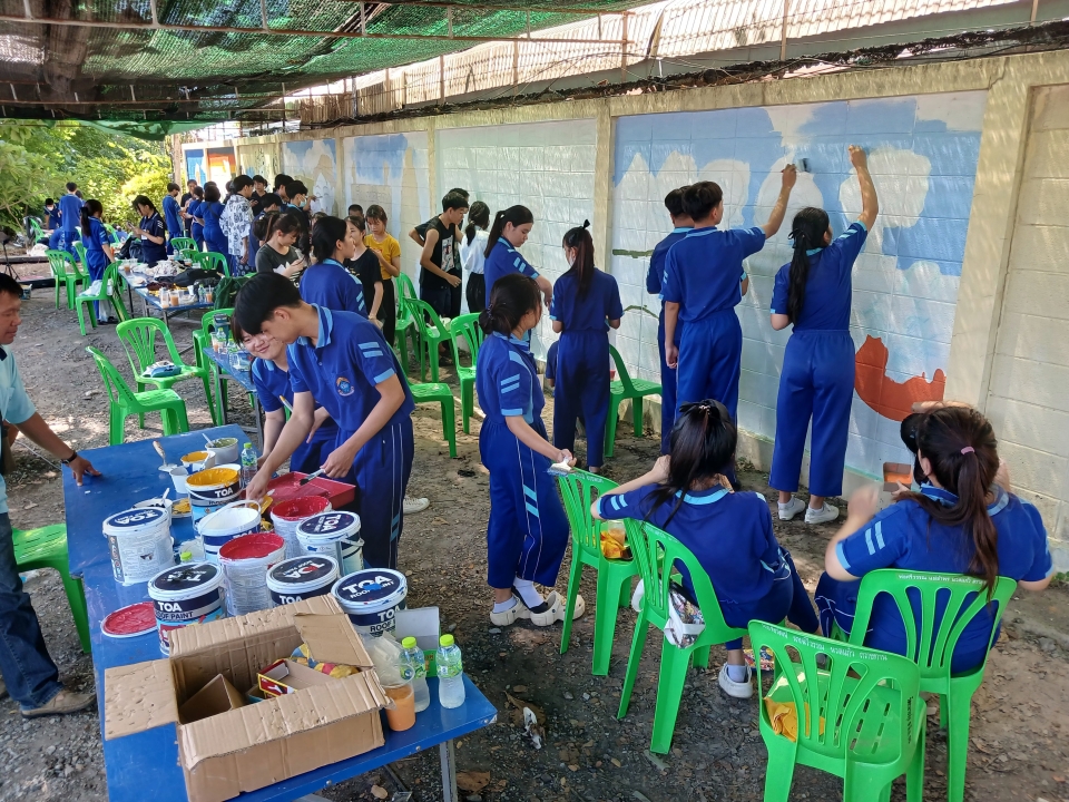 เทศบาลตำบลสันป่าตอง จัดโครงการพัฒนาเด็กและเยาวชน (กิจกรรมลานศิวิไลซ์ รุ่นใหม่สร้างเมือง) ประจำปี พ.ศ.2566 ภาพที่ 31 | https://www.sanpatong.go.th