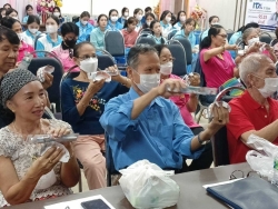 เทศบาลตำบลสันป่าตอง ได้จัดโครงการส่งเสริมการเรียนรู้ตามอัธยาศัยให้กับประชาชนในเขตเทศบาลตำบลสันป่าตอง ประจำปีงบประมาณ 2567 (ครั้งที่ 1) ภาพที่ 15 | https://www.sanpatong.go.th