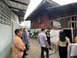 ฝ่ายแผนงานและงบประมาณ ร่วมกับพัฒนาสังคมและความมั่นคงของมนุษย์จังหวัดเชียงใหม่  ลงพื้นที่ตรวจกลุ่มผู้สูงอายุที่ขอรับการสนับสนุนงบประมาณในการปรับสภาพแวดล้อมที่อยู่อาศัยให้แก่ผู้สูงอายุ  ภาพที่ 1 | https://www.sanpatong.go.th