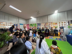 เทศบาลตำบลสันป่าตอง ได้จัดโครงการเรียนรู้สู่โลกกว้างอนุบาลวัยใส (กิจกรรมปรับเปลี่ยนพฤติกรรมและป้องกันความเสี่ยงอุบัติเหตุจากการจราจร ด้วยการสวมหมวกนิรภัยในเด็กปฐมวัย) ประจำปีงบประมาณ พ.ศ.2567 ภาพที่ 14 | https://www.sanpatong.go.th