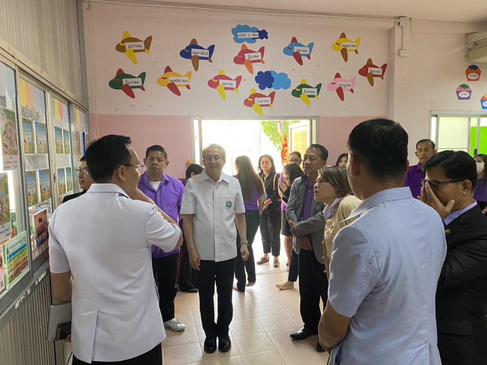 เทศบาลตำบลสันป่าตอง ต้อนรับการตรวจเยี่ยมศูนย์พัฒนาเด็กเล็กเทศบาลตำบลสันป่าตอง ของสาธารณสุขนิเทศก์ เขตสุขภาพที่ 1 (แพทย์หญิงบุญศิริ  จันศิริมงคล) ภาพที่ 11 | https://www.sanpatong.go.th