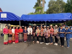 S__4612213.jpg - ร่วมพิธีรดน้ำดำหัวนายอำเภอสันป่าตอง สืบสานประเพณีสงกรานต์ 2567 | https://www.sanpatong.go.th