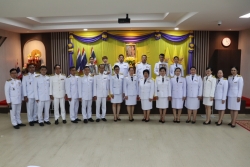 S__4857882.jpg - พิธีรับพระราชทานพระบรมฉายาลักษณ์ พระบาทสมเด็จพระเจ้าอยู่หัว และสมเด็จพระนางเจ้าฯ พระบรมราชนี | https://www.sanpatong.go.th