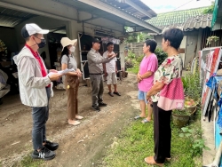 เทศบาลตำบลสันป่าตอง ลงพื้นที่สำรวจ เพื่อจัดเก็บข้อมูลในการช่วยเหลือ ผู้ด้อยโอกาสทางสังคม ในเขตเทศบาลตำบลสันป่าตอง  จำนวน 7 ราย ภาพที่ 14 | https://www.sanpatong.go.th