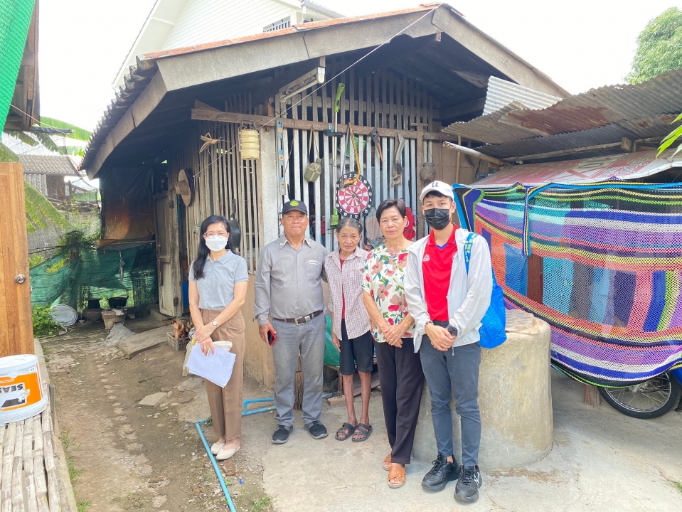 เทศบาลตำบลสันป่าตอง ลงพื้นที่สำรวจ เพื่อจัดเก็บข้อมูลในการช่วยเหลือ ผู้ด้อยโอกาสทางสังคม ในเขตเทศบาลตำบลสันป่าตอง  จำนวน 7 ราย ภาพที่ 3 | https://www.sanpatong.go.th