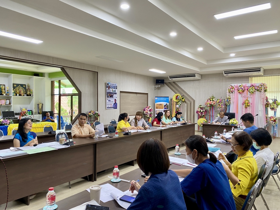 การประชุมเตรียมความพร้อม โครงการ 1 อปท. 1 สวนสมุนไพร  เฉลิมพระเกียรติฯ และ โครงการอนุรักษ์ พันธุกรรมพืชอันเนื่องมาจากพระราชดำริฯ  ภาพที่ 8 | https://www.sanpatong.go.th