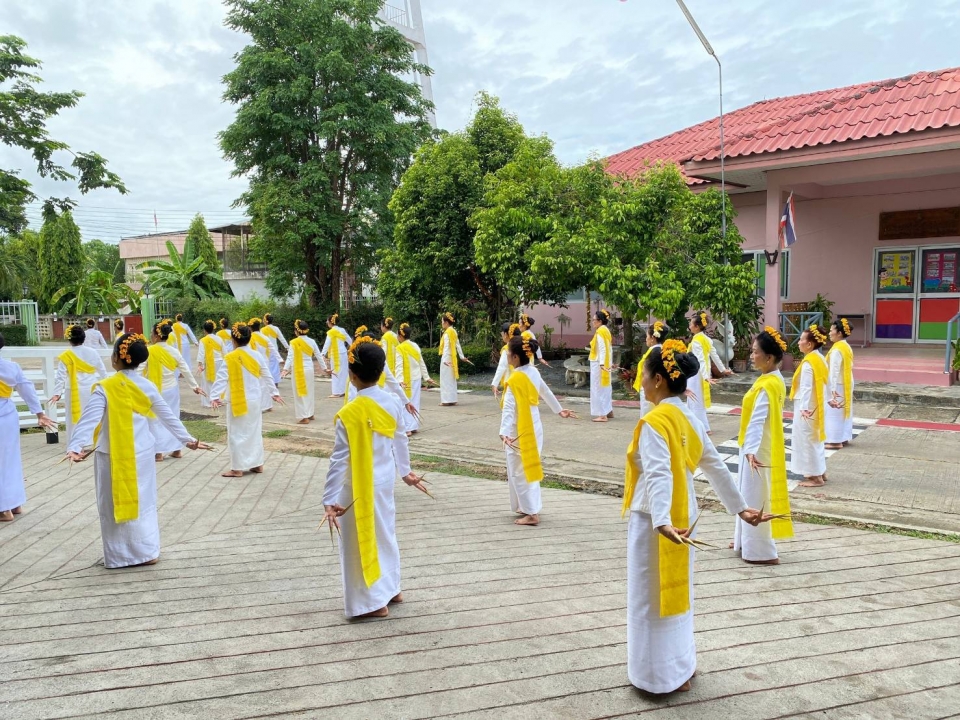 เทศบาลตำบลสันป่าตอง ได้จัดโครงการส่งเสริมทำนุบำรุงศาสนา ถวายเทียนพรรษา ประจำปีงบประมาณ พ.ศ.2567 ภาพที่ 28 | https://www.sanpatong.go.th