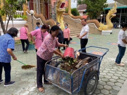 เทศบาลตำบลสันป่าตอง ได้ร่วมจัดกิจกรรม "รวมพลังสร้างสัปปายะสู่วัดด้วยวิถี 5ส (Big Cleaning Day)" ภาพที่ 11 | https://www.sanpatong.go.th