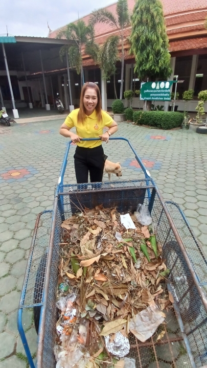 เทศบาลตำบลสันป่าตอง ได้ร่วมจัดกิจกรรม "รวมพลังสร้างสัปปายะสู่วัดด้วยวิถี 5ส (Big Cleaning Day)" ภาพที่ 43 | https://www.sanpatong.go.th
