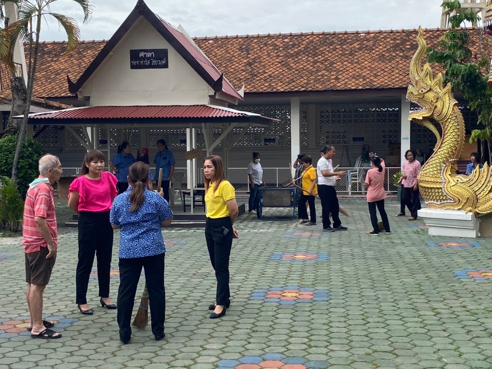 เทศบาลตำบลสันป่าตอง ได้ร่วมจัดกิจกรรม "รวมพลังสร้างสัปปายะสู่วัดด้วยวิถี 5ส (Big Cleaning Day)" ภาพที่ 3 | https://www.sanpatong.go.th