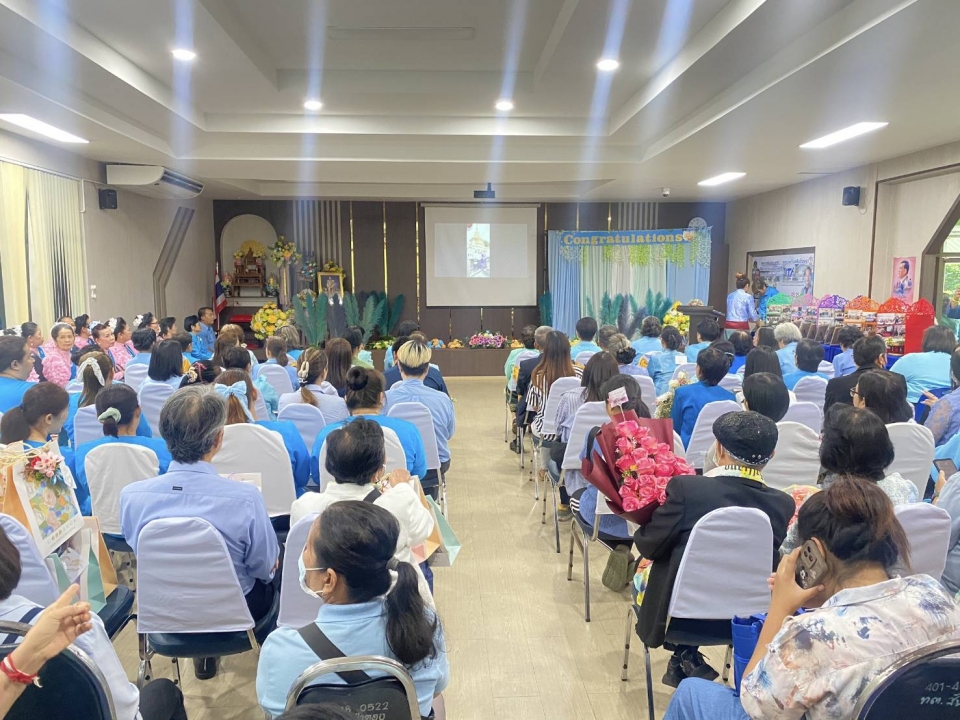 เทศบาลตำบลสันป่าตอง ได้จัดโครงการพ่อแม่ตัวอย่าง (กิจกรรมแม่ตัวอย่าง)ประจำปีงบประมาณ พ.ศ.2567 ภาพที่ 7 | https://www.sanpatong.go.th