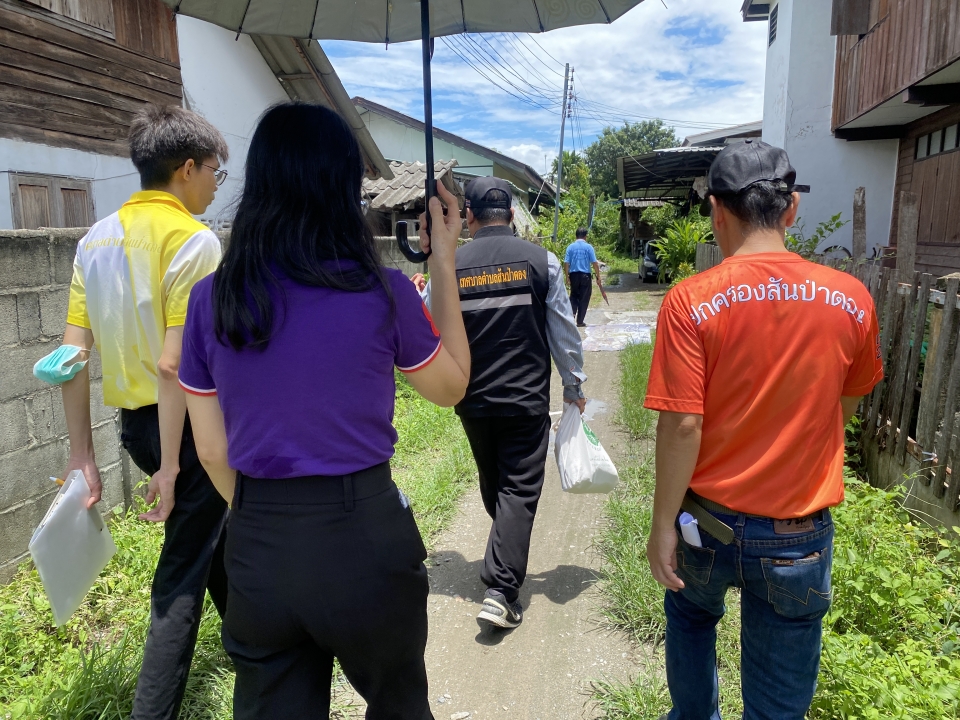 เทศบาลตำบลสันป่าตองส่งมอบ เครื่องอุปโภคบริโภค แพมเพิส และกายอุปกรณ์ช่วยเหลือความพิการ แก่กลุ่มผู้เปราะบาง ผู้สูงอายุ และผู้พิการ ภายในเขตพื้นที่เทศบาลตำบลสันป่าตอง จำนวน 22 ราย ภาพที่ 24 | https://www.sanpatong.go.th