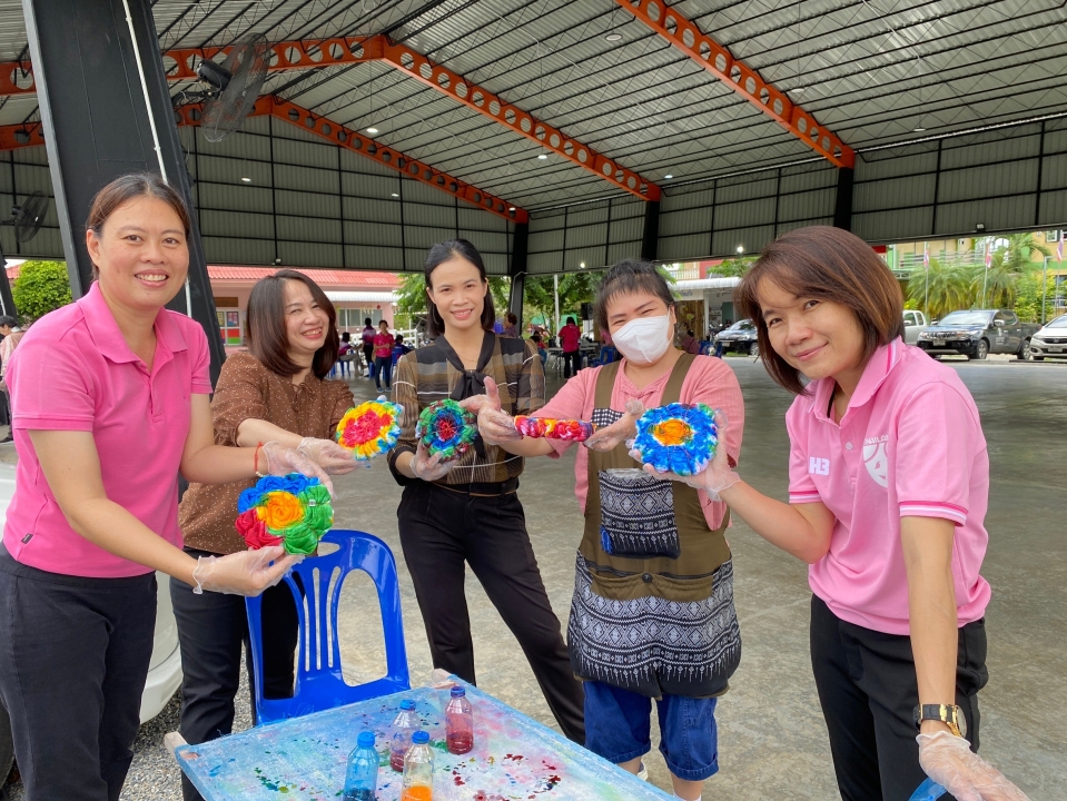 โครงการส่งเสริมอาชีพตามแนวเศรษฐกิจพอเพียง 2567 ภาพที่ 37 | https://www.sanpatong.go.th