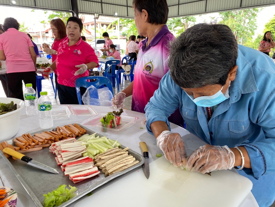 โครงการส่งเสริมอาชีพตามแนวเศรษฐกิจพอเพียง 2567 ภาพที่ 42 | https://www.sanpatong.go.th