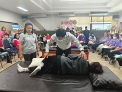 การอบรมพัฒนาศักยภาพ อสม. Caregivers (CG) ในการดูแลฟื้นฟูสมรรถภาพผู้พิการและผู้สูงอายุ ภาพที่ 6 | https://www.sanpatong.go.th