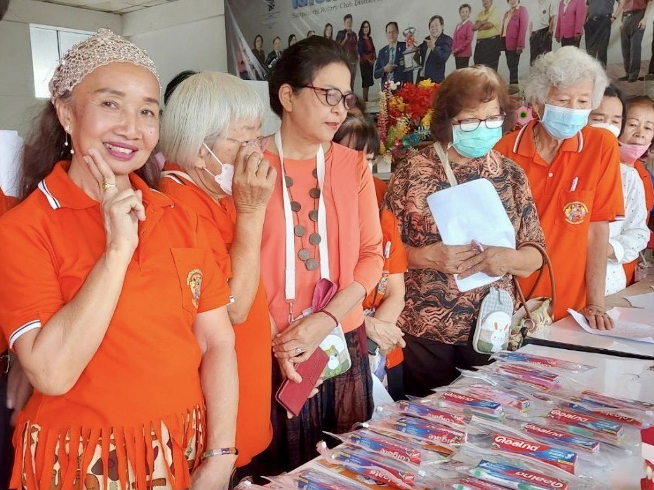 โครงการ “กิ๋นดี ฟันดี ม่วนใจ๋”  โรงเรียนผู้สูงอายุเทศบาลตำบลสันป่าตอง  ภาพที่ 38 | https://www.sanpatong.go.th