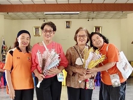 กิจกรรมตัดเย็บเสื้อแขนกุด โรงเรียนผู้สูงอายุเทศบาลตำบลสันป่าตอง  ภาพที่ 24 | https://www.sanpatong.go.th