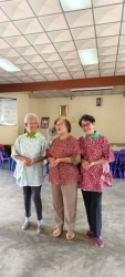 โรงเรียนผู้สูงอายุเทศบาลตำบลสันป่าตอง นำเสนอผลงานกิจกรรมตัดเย็บเสื้อแขนกุด (สัปดาห์ที่2) ประจำปี พ.ศ.2567 ภาพที่ 35 | https://www.sanpatong.go.th