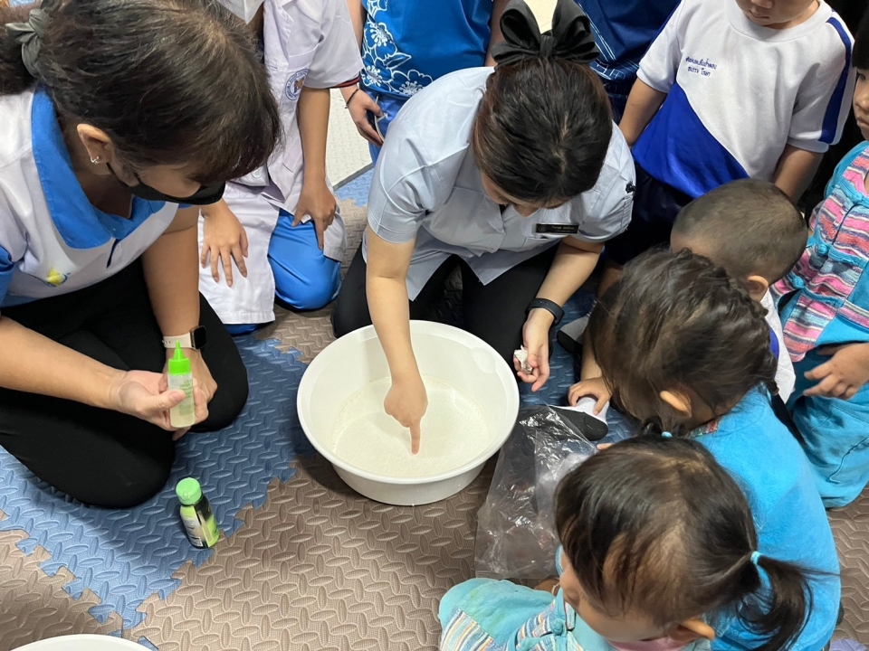 เทศบาลตำบลสันป่าตอง ได้จัดโครงการส่งเสริมการเรียนรู้ตามอัธยาศัยให้กับประชาชนในเขตเทศบาลตำบลสันป่าตอง (กิจกรรมครั้งที่ 1) ประจำปีงบประมาณ พ.ศ.2568 ภาพที่ 38 | https://www.sanpatong.go.th