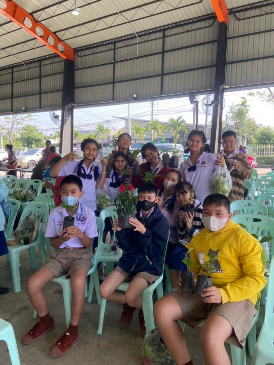 เทศบาลตำบลสันป่าตอง ได้ดำเนินการจัดกิจกรรมโครงการอนุรักษ์พันธุกรรมพืชอันเนื่องมาจากพระราชดำริฯ ภาพที่ 45 | https://www.sanpatong.go.th