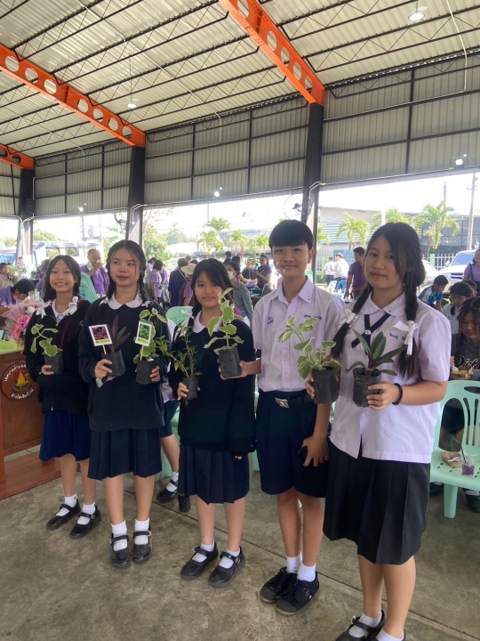 เทศบาลตำบลสันป่าตอง ได้ดำเนินการจัดกิจกรรมโครงการอนุรักษ์พันธุกรรมพืชอันเนื่องมาจากพระราชดำริฯ ภาพที่ 46 | https://www.sanpatong.go.th