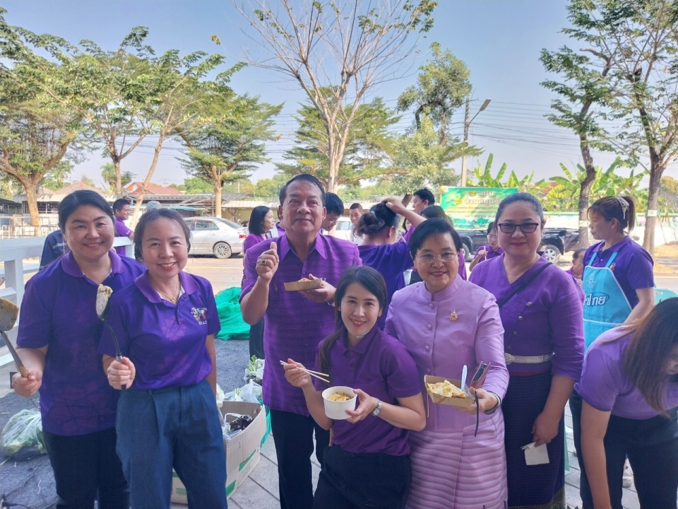 เทศบาลตำบลสันป่าตอง ได้ดำเนินการจัดกิจกรรมโครงการอนุรักษ์พันธุกรรมพืชอันเนื่องมาจากพระราชดำริฯ ภาพที่ 5 | https://www.sanpatong.go.th