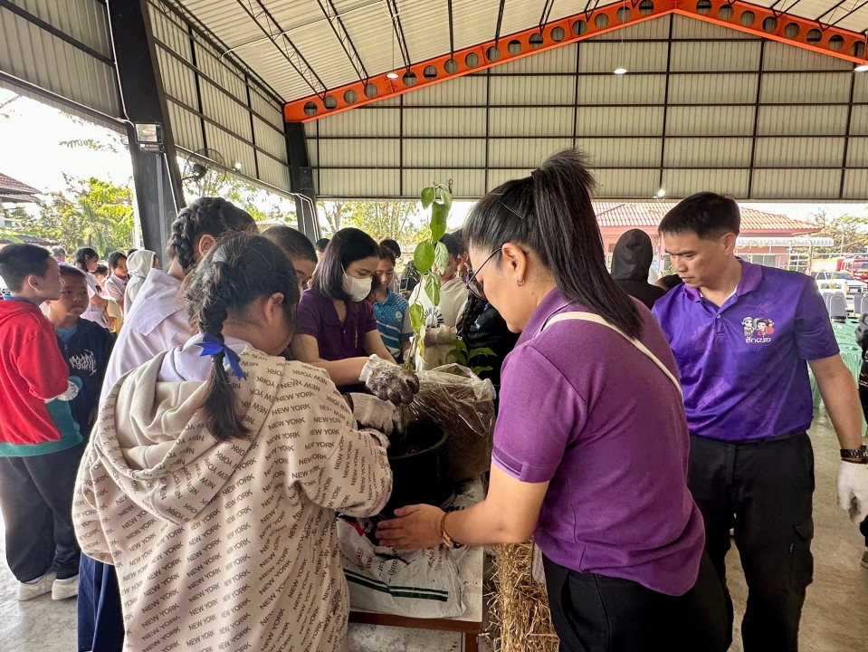 เทศบาลตำบลสันป่าตอง ได้ดำเนินการจัดกิจกรรมโครงการอนุรักษ์พันธุกรรมพืชอันเนื่องมาจากพระราชดำริฯ ภาพที่ 72 | https://www.sanpatong.go.th