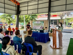เทศบาลสันป่าตองได้จัดโครงการส่งเสริมอาชีพตามแนวทางเศรษฐกิจพอเพียง (เพาะเห็ดโคนน้อยในตะกร้า) ภาพที่ 23 | https://www.sanpatong.go.th