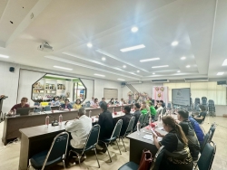 เทศบาลตำบลสันป่าตอง จัดประชุมการพิจารณาร่างแผนพัฒนาท้องถิ่น พ.ศ.2566-2570 (เพิ่มเติม) ครั้งที่ 1  ภาพที่ 1 | https://www.sanpatong.go.th