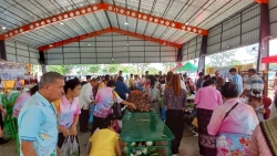 เทศบาลตำบลสันป่าตอง ร่วมกับ กองทุนเพื่อความเสมอภาคทางการศึกษา (กสศ.) จัดทำโครงการส่งเสริมการเรียนรู้และพัฒนาทักษะอาชีพของชุมชนเทศบาลตำบลสันป่าตองสู่การพัฒนาอย่างยั่งยืน ภาพที่ 12 | https://www.sanpatong.go.th