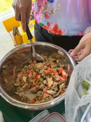 เทศบาลตำบลสันป่าตอง ร่วมกับ กองทุนเพื่อความเสมอภาคทางการศึกษา (กสศ.) จัดทำโครงการส่งเสริมการเรียนรู้และพัฒนาทักษะอาชีพของชุมชนเทศบาลตำบลสันป่าตองสู่การพัฒนาอย่างยั่งยืน ภาพที่ 19 | https://www.sanpatong.go.th
