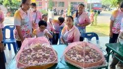 เทศบาลตำบลสันป่าตอง ร่วมกับ กองทุนเพื่อความเสมอภาคทางการศึกษา (กสศ.) จัดทำโครงการส่งเสริมการเรียนรู้และพัฒนาทักษะอาชีพของชุมชนเทศบาลตำบลสันป่าตองสู่การพัฒนาอย่างยั่งยืน ภาพที่ 6 | https://www.sanpatong.go.th