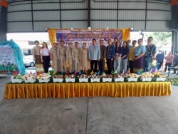 เทศบาลตำบลสันป่าตองจัดทำโครงการสืบสานประเพณี วัฒนธรรมล้านนา สระเกล้าดำหัวผู้สูงอายุ ประจำปีงบประมาณ พ.ศ.2568 ภาพที่ 41 | https://www.sanpatong.go.th