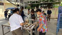 S__179822600.jpg - ร่วมพิธีรดน้ำดำหัวนายอำเภอสันป่าตอง สืบสานประเพณีสงกรานต์ 2568 | https://www.sanpatong.go.th