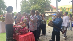 S__9371670.jpg - ร่วมพิธีรดน้ำดำหัวนายอำเภอสันป่าตอง สืบสานประเพณีสงกรานต์ 2568 | https://www.sanpatong.go.th