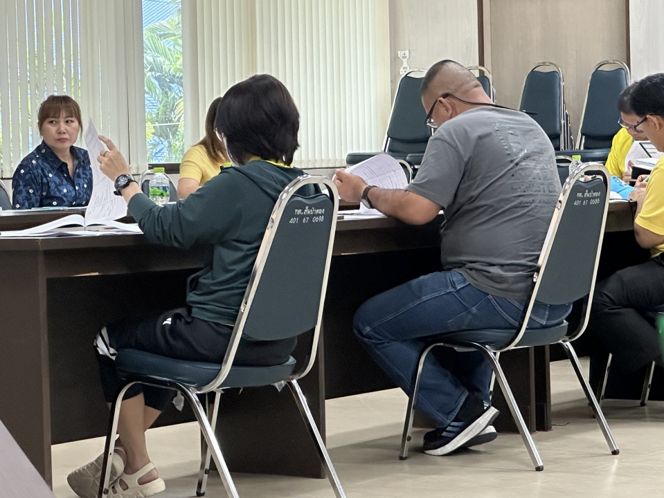 เทศบาลตำบลสันป่าตองได้ประชุมพิจารณาการจัดทำร่างเทศบัญญัติงบประมาณรายจ่าย ประจำปี 2569 ( ครั้งที่ 1 /2568) ภาพที่ 27 | https://www.sanpatong.go.th