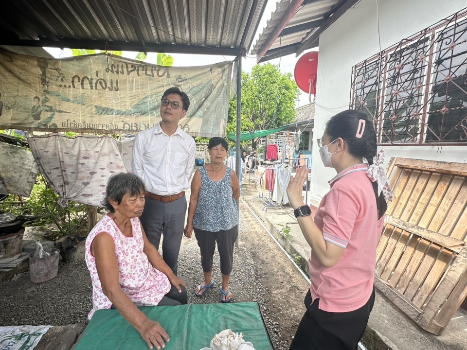 ​เทศบาลตำบลสันป่าตองทำการลงพื้นที่เก็บข้อมูลเพื่อช่วยเหลือ  ภาพที่ 6 | https://www.sanpatong.go.th