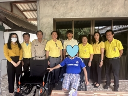 3.jpg - เทศบาลตำบลสันป่าตอง ลงพื้นที่มอบรถเข็น (Wheelchair) ในเขตพื้นที่เทศบาลตำบลสันป่าตอง | https://www.sanpatong.go.th